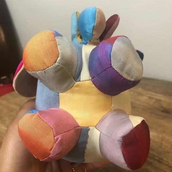 100 % Thai Silk Elephant. Multicolored and in perfect condition. BNWT - Picture 8 of 8